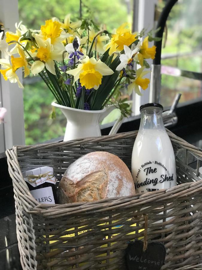 Coombe Edge Cottage Хонитън Екстериор снимка